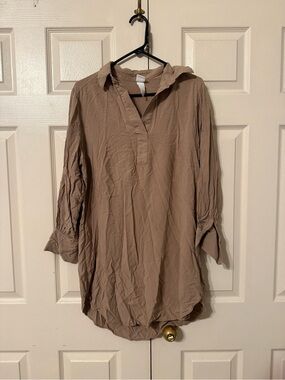 H&M Taupe Collared V-Neck Tunic